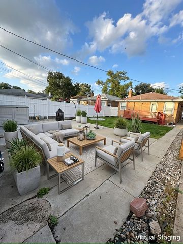 6320 N Kildare Avenue, Chicago, IL 60646