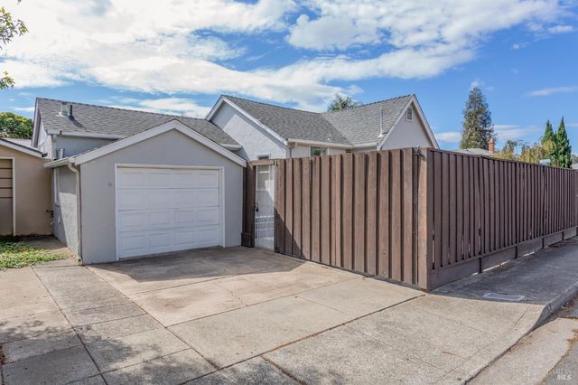 2328 Napa St, Vallejo, CA 94590