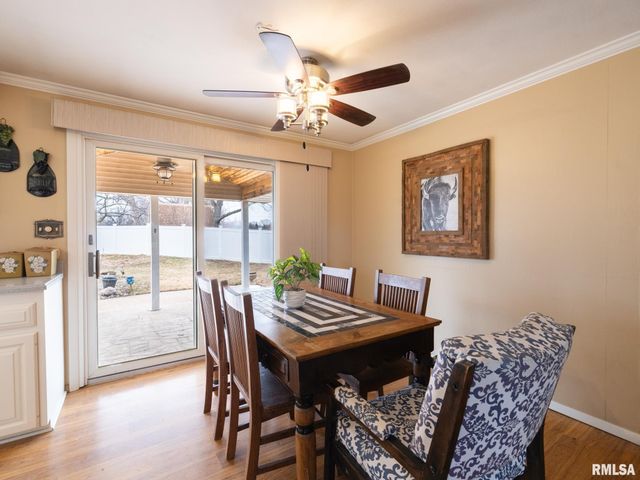 1703 HIGHWOOD Avenue, Pekin, IL 61554