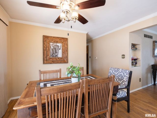 1703 HIGHWOOD Avenue, Pekin, IL 61554