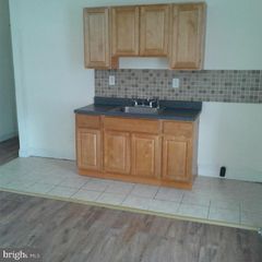 5900 PINE STREET, Philadelphia, PA 19143