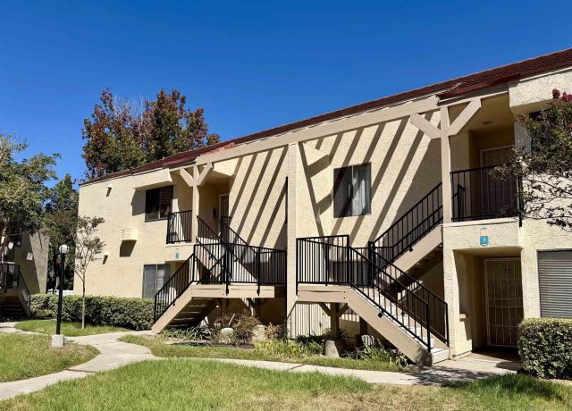 8418 New Salem St 8, San Diego, CA 92126