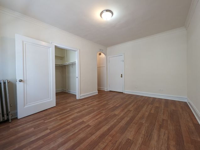 2536 N Sawyer Avenue 205, Chicago, IL 60647