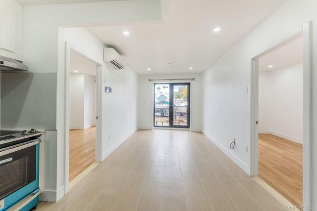 165-02 Sanford Avenue, Flushing, NY 11358