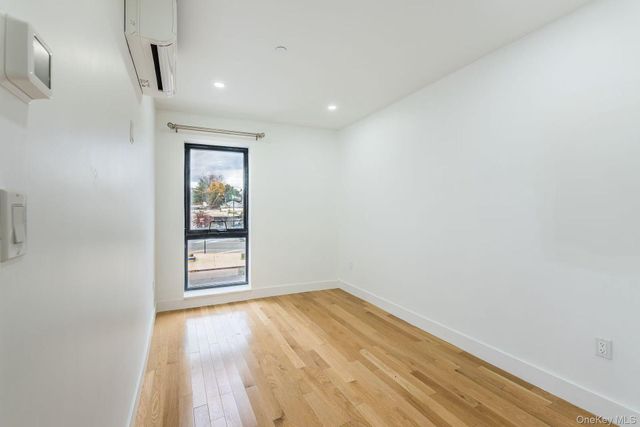 165-02 Sanford Avenue, Flushing, NY 11358