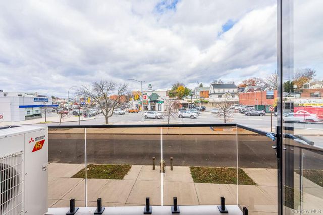 165-02 Sanford Avenue, Flushing, NY 11358