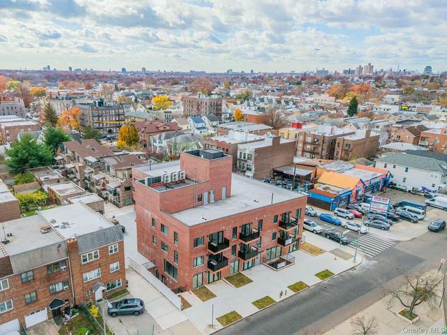 165-02 Sanford Avenue, Flushing, NY 11358