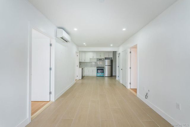 165-02 Sanford Avenue, Flushing, NY 11358