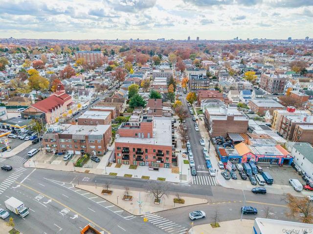 165-02 Sanford Avenue, Flushing, NY 11358