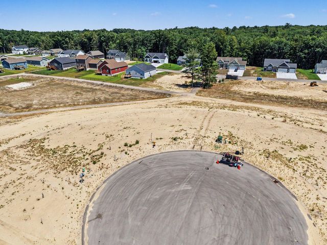 2489 Gray Wolf Way, Muskegon, MI 49444