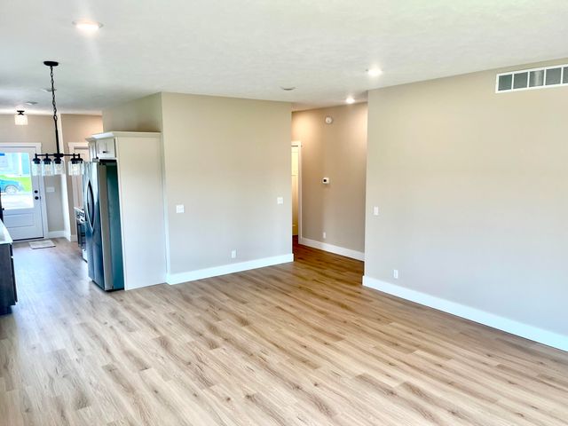 2489 Gray Wolf Way, Muskegon, MI 49444