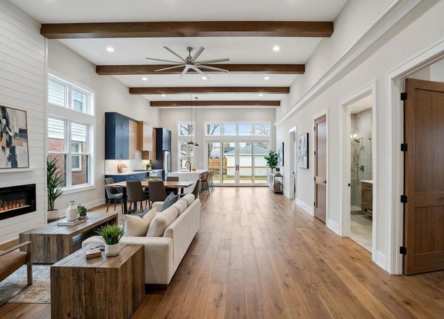 9952 S VINCENNES Avenue, Chicago, IL 60643