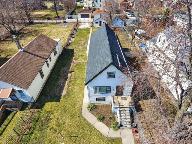 9952 S VINCENNES Avenue, Chicago, IL 60643