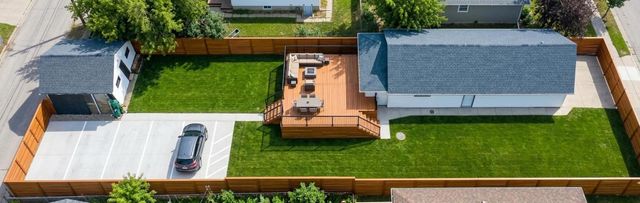 9952 S VINCENNES Avenue, Chicago, IL 60643