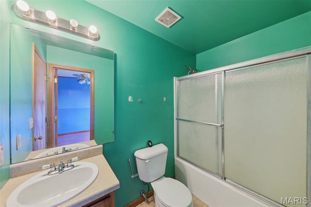 25 Ramblewood Court, Wentzville, MO 63385