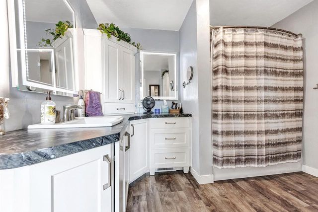517 12TH AVENUE, Green Bay, WI 54303