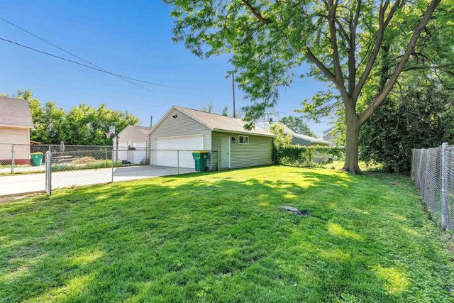 517 12TH AVENUE, Green Bay, WI 54303