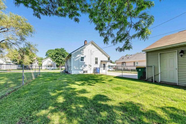 517 12TH AVENUE, Green Bay, WI 54303