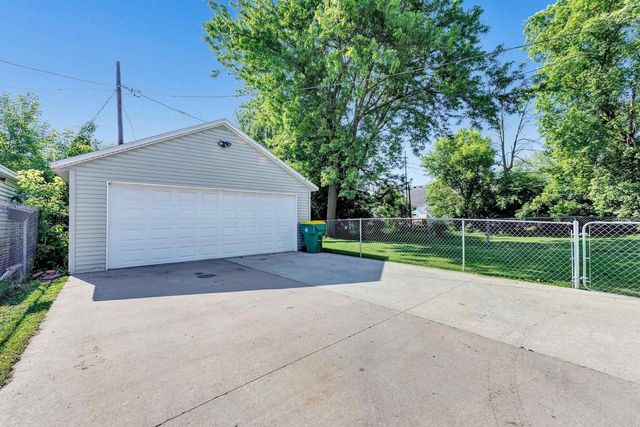 517 12TH AVENUE, Green Bay, WI 54303