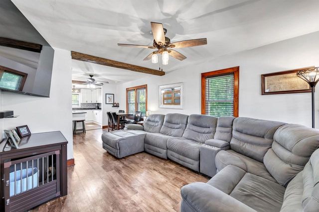 517 12TH AVENUE, Green Bay, WI 54303