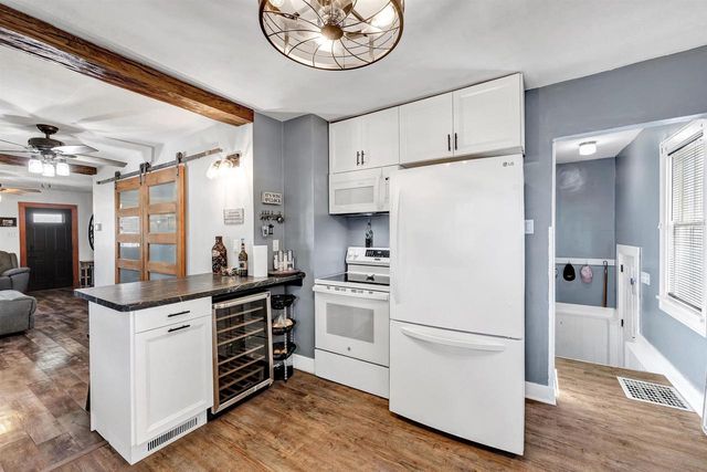 517 12TH AVENUE, Green Bay, WI 54303