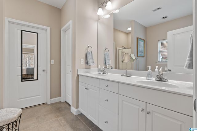 414 CHESSER PLANTATION LANE, Chelsea, AL 35043