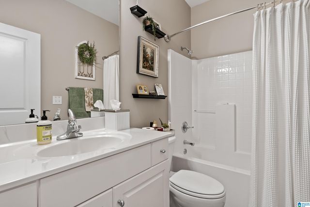 414 CHESSER PLANTATION LANE, Chelsea, AL 35043