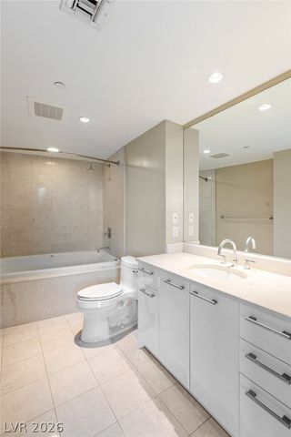 322 Karen Avenue 205, Las Vegas, NV 89109