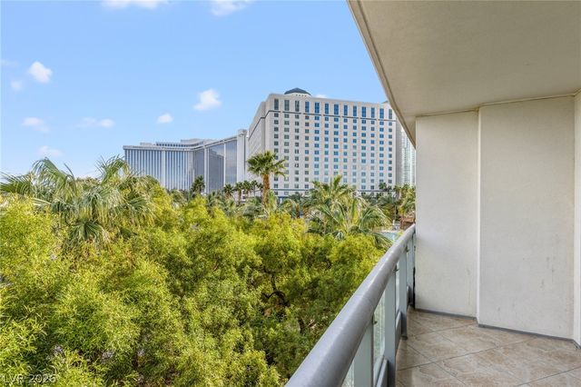322 Karen Avenue 205, Las Vegas, NV 89109
