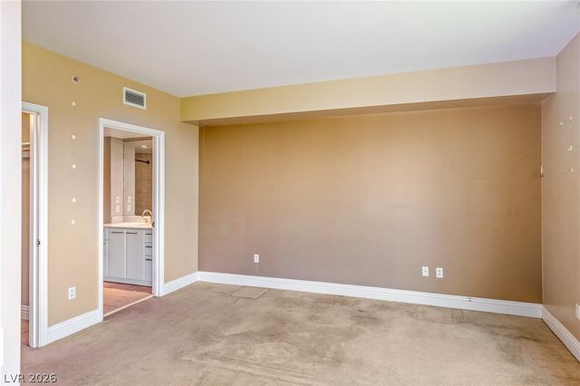 322 Karen Avenue 205, Las Vegas, NV 89109