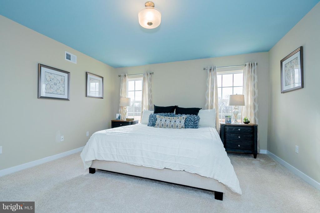 Image 14 of property listing at 203 CASE RD, Townsend, DE 19734