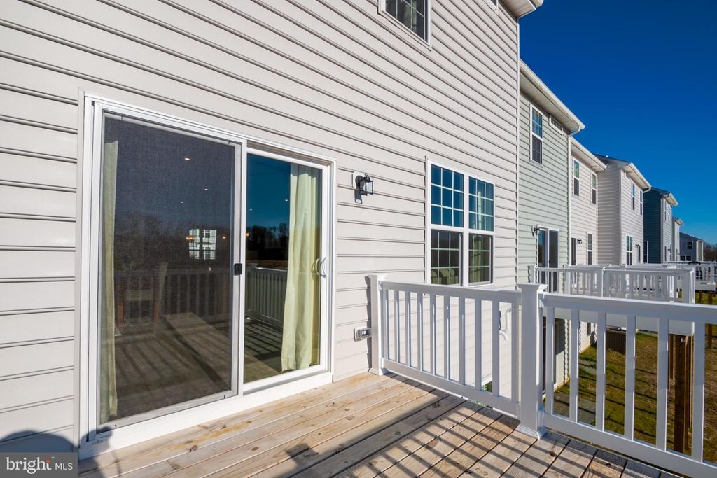Image 4 of property listing at 203 CASE RD, Townsend, DE 19734