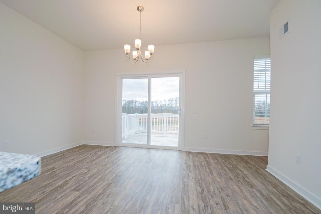 Image 7 of property listing at 203 CASE RD, Townsend, DE 19734