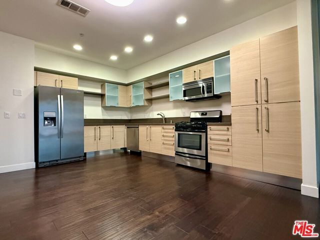 1234 Wilshire Boulevard 403, Los Angeles, CA 90017