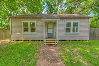 605 Arvon Street, Cleveland, TX 77327