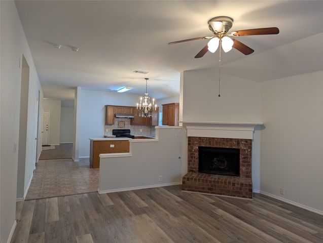 2003 Dove Crossing, Melissa, TX 75454