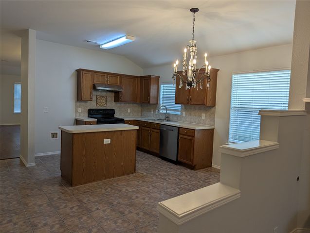 2003 Dove Crossing, Melissa, TX 75454