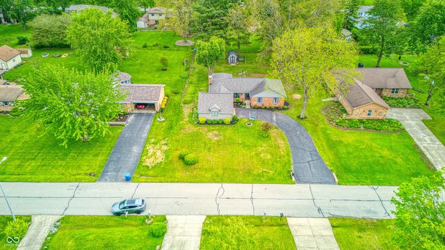 311 Woodland West Drive, Greenfield, IN 46140