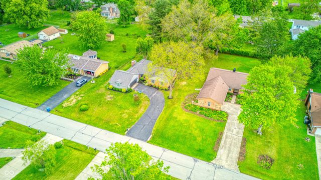 311 Woodland West Drive, Greenfield, IN 46140