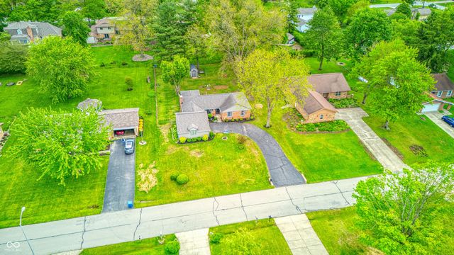 311 Woodland West Drive, Greenfield, IN 46140