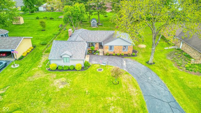 311 Woodland West Drive, Greenfield, IN 46140