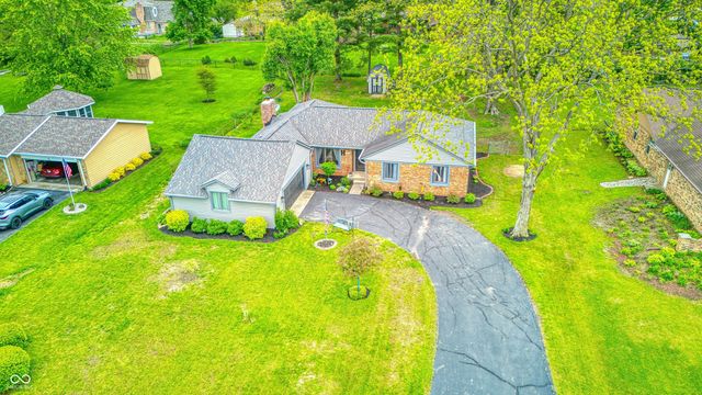 311 Woodland West Drive, Greenfield, IN 46140