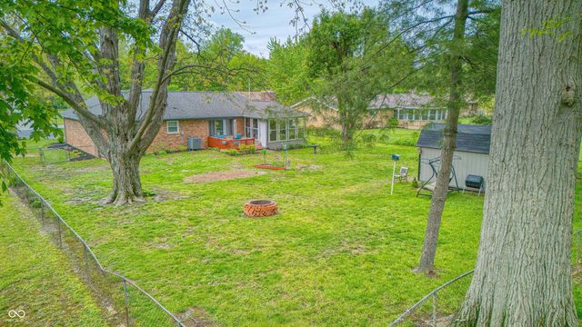 311 Woodland West Drive, Greenfield, IN 46140