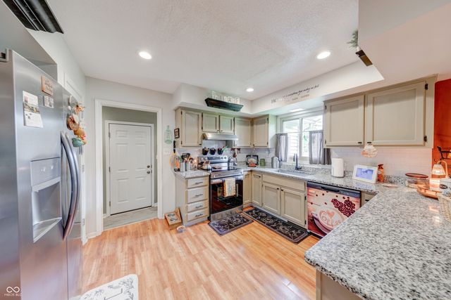 311 Woodland West Drive, Greenfield, IN 46140