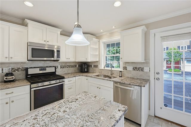 1400 Commerce Way 18, Attleboro, MA 02703