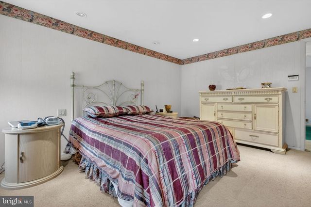 24 MILLBRIDGE RD, Clementon, NJ 08021