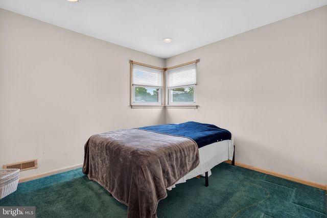 24 MILLBRIDGE RD, Clementon, NJ 08021