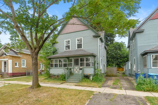 1318 Oak Street, Kalamazoo City, MI 49008