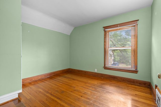 1318 Oak Street, Kalamazoo City, MI 49008