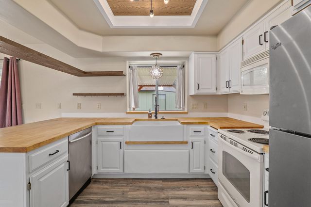 1517 Molly Lane, Grants Pass, OR 97527